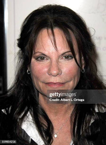 59 Actress Kay Lenz Stock Photos High Res Pictures And Images Getty 59-actress-kay-lenz-stock-photos-high-res-pictures-and-images-getty