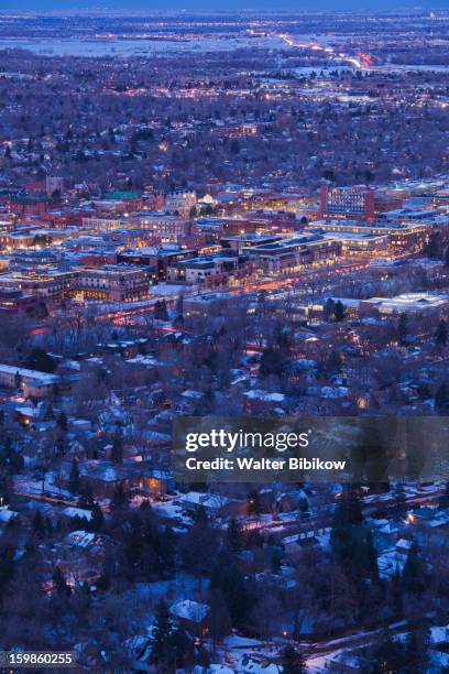 boulder, co, winter town view - boulder co stockfoto's en -beelden