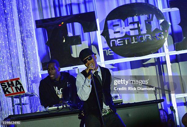 Ronnie DeVoe of Bell Biv DeVoe perform at the Inaugural Ball hosted by BET Networks at Smithsonian American Art Museum & National Portrait Gallery on...