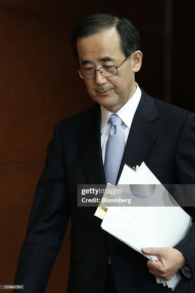 BOJ Adopts Abe 2% Target In Commitment To Ending Deflation