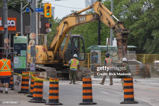 Ttc Intersection 21 Broadview (Ttc) Stock Photos, High-Res Pictures, and Images - Getty ...