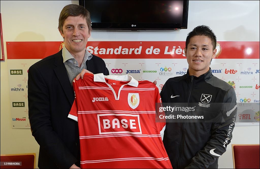 Standard de Liege Presents New Signing Yuji Ono