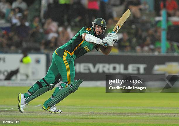 Graeme Smith plays to square-leg during the 2nd One Day International match between South Africa and New Zealand at De Beers Diamond Oval on January...