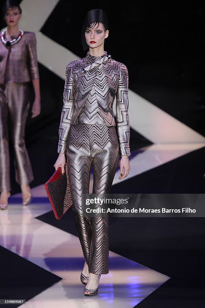 Giorgio Armani Prive: Runway - Paris Fashion Week Haute-Couture Spring/Summer 2013