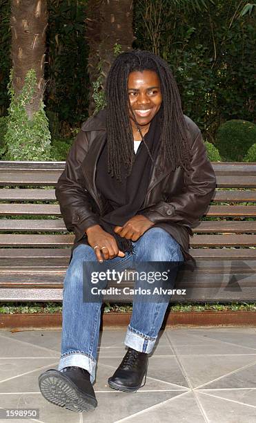 Singer Tracy Chapman attends the Spanish promotion of her new album, "Let it Rain" at Santo Mauro Hotel November 8, 2002 in Madrid, Spain.
