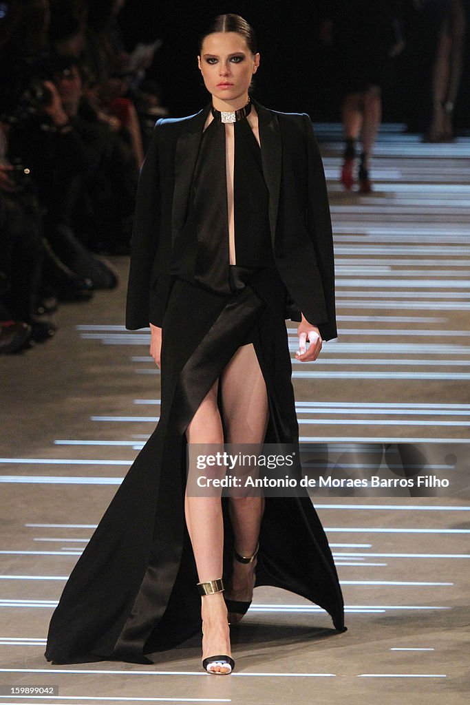 Alexandre Vauthier: Runway - Paris Fashion Week Haute-Couture Spring/Summer 2013