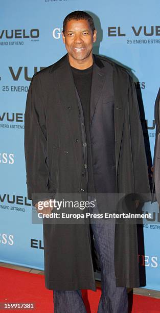 Denzel Washington attends 'El Vuelo' premiere on January 22, 2013 in Madrid, Spain.