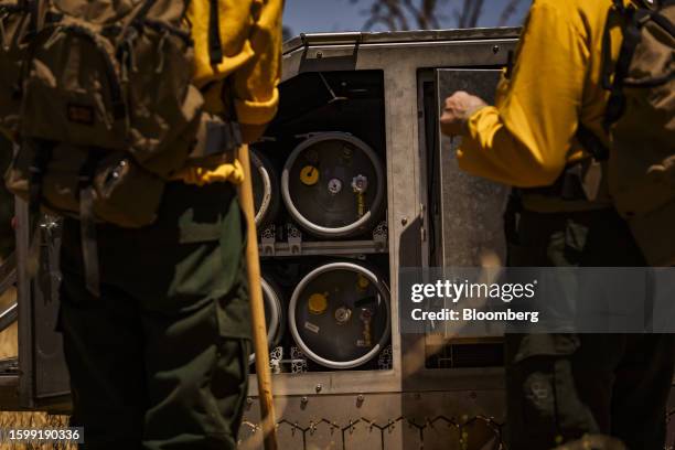 Burn Bot Rx2 457 Tank Bot Stock Photos, High-Res Pictures, and Images - Getty Images