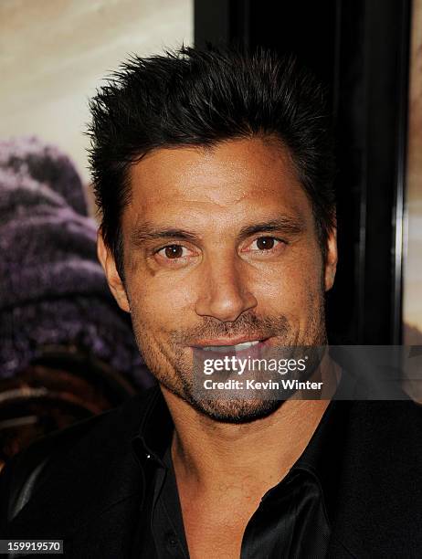 Actor Manu Bennett arrives at the premiere of Starz's "Spartacus: War Of The Damned" at the Regal Cinemas L.A. Live on January 22, 2013 in Los...