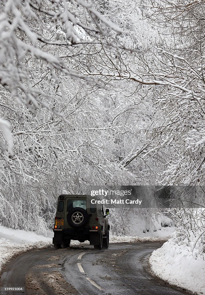 UK Hit By Heavy Snow Fall