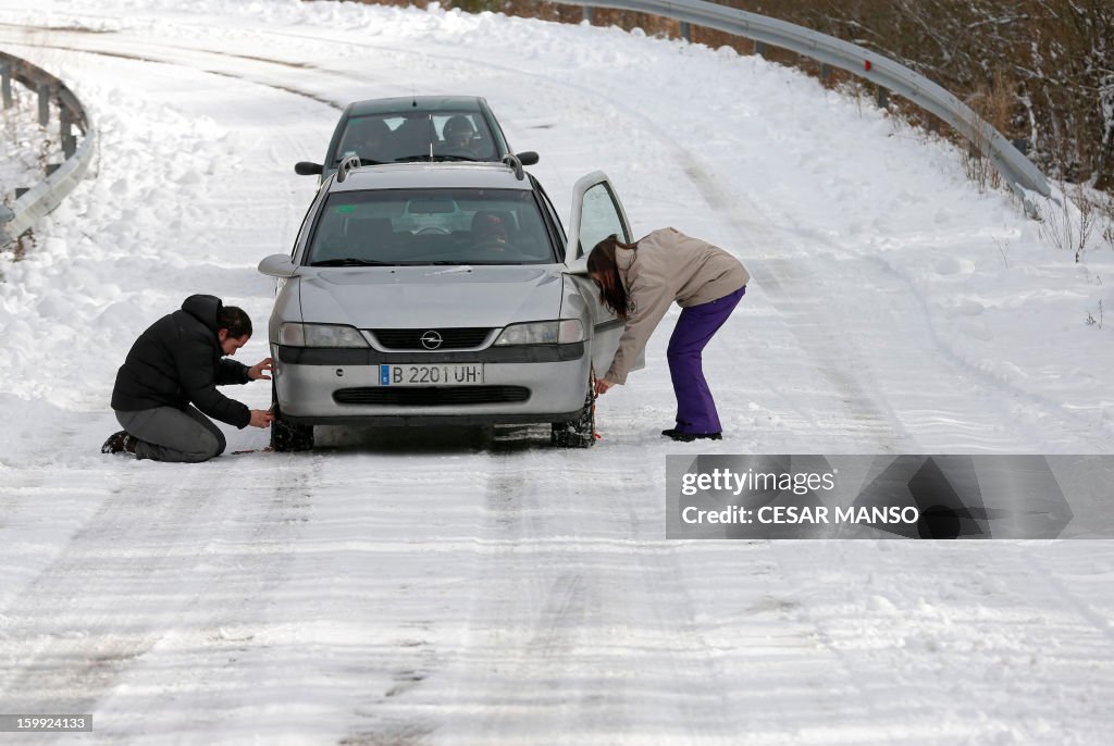 SPAIN-SNOW-WEATHER