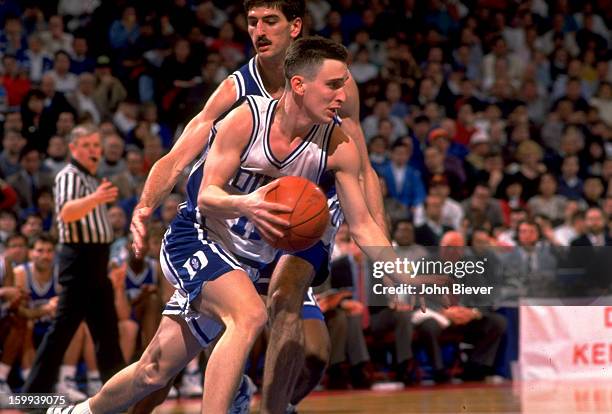 Playoffs: Duke Bobby Hurley in action vs Kentucky at The Spectrum. Philadelphia, PA 3/26/1992 CREDIT: John Biever