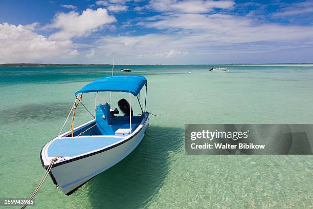 harbour island, bahamas, harbor - dunmore town stock pictures, royalty-free photos & images