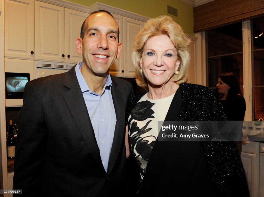 Kevyn And Elaine Wynn Host Dinner For Communities In Schools