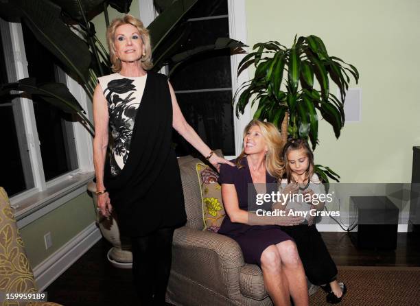 Elaine Wynn addresses the crowd with Kevyn Wynn and daughter Zoe Friedman at Kevyn and Elaine Wynn's Dinner for Communities In Schools on January 23,...