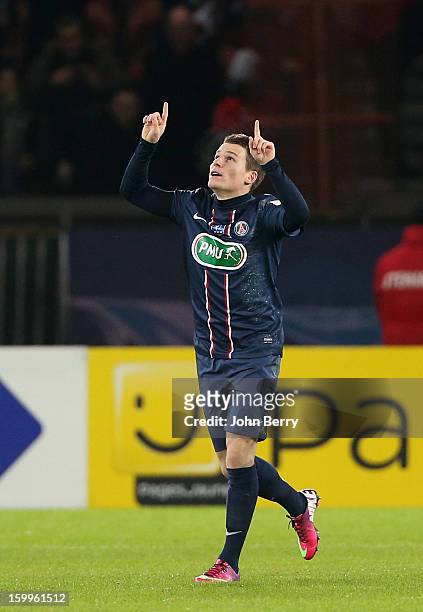 Kevin Gameiro of PSG celebrates his goal by paying homage to Nick Broad, member of the PSG staff who died a week ago in a car accident, during the...