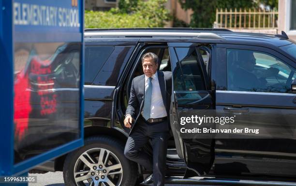 Valley Glen, CA Los Angeles Unified School District Superintendent Alberto Carvalho arrives at Coldwater Canyon Elementary on Monday, Aug. 14, 2023...