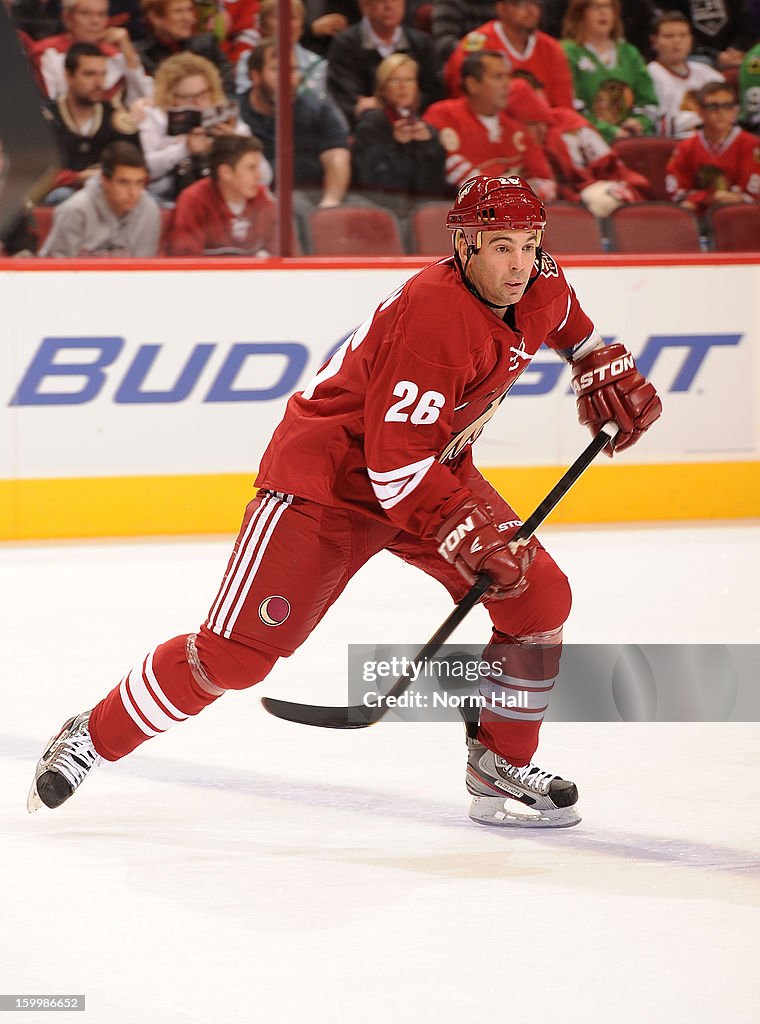 Chicago Blackhawks v Phoenix Coyotes