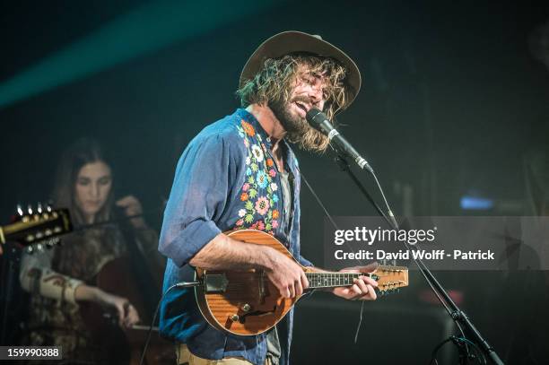 Angus Stone performs at La Cigale on January 24, 2013 in Paris, France.