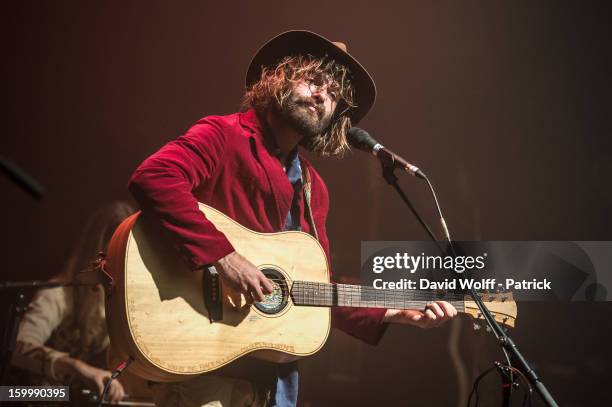 Angus Stone performs at La Cigale on January 24, 2013 in Paris, France.