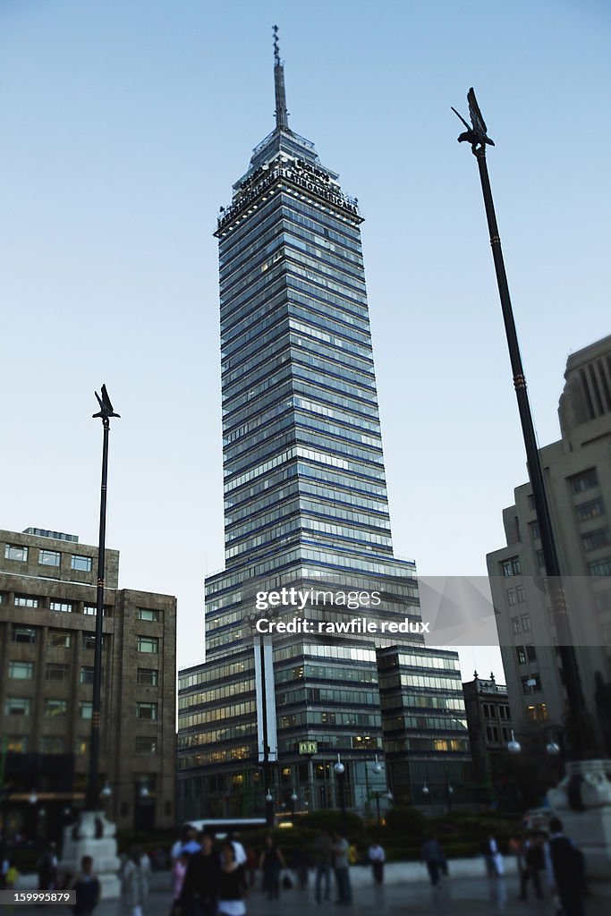 A skyscraper at dusk