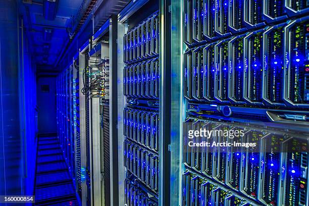 data center - data storage stockfoto's en -beelden