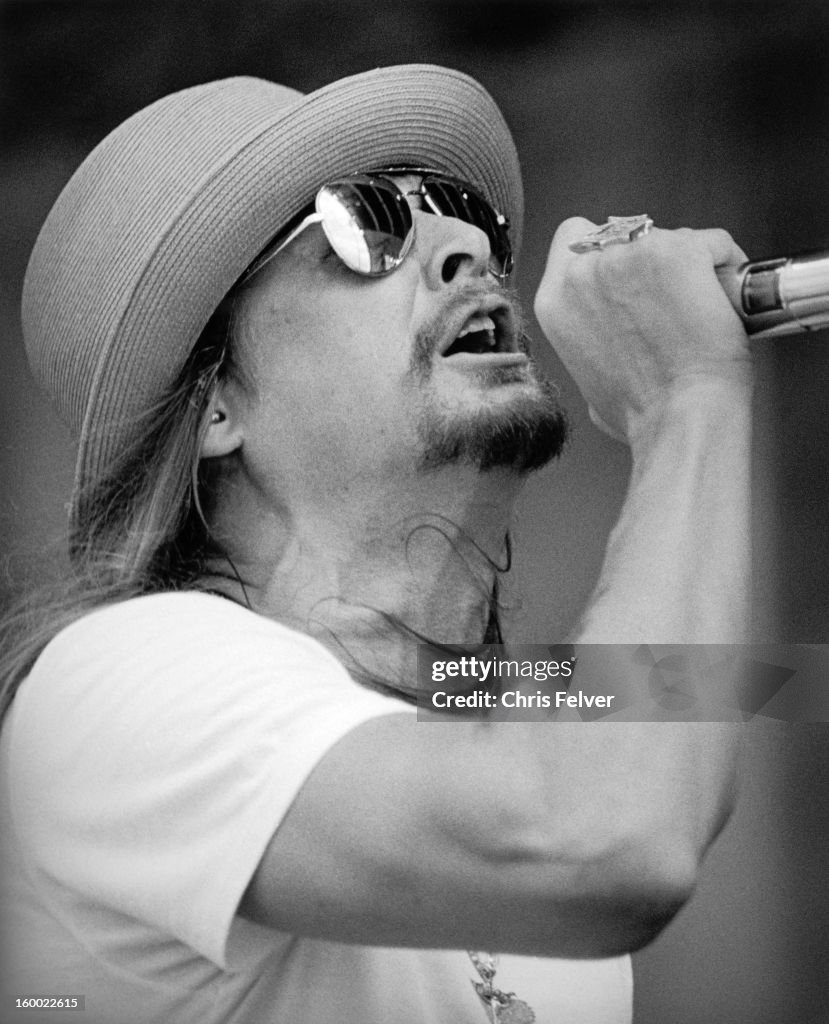Kidracks Rapper Popular rapper Kid Rock performs on stage, 2011. News Photo - Getty Images