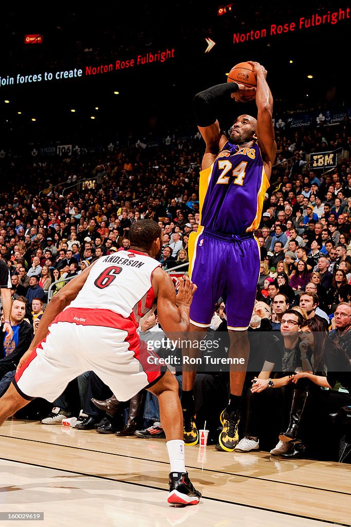 Los Angeles Lakers v Toronto Raptors