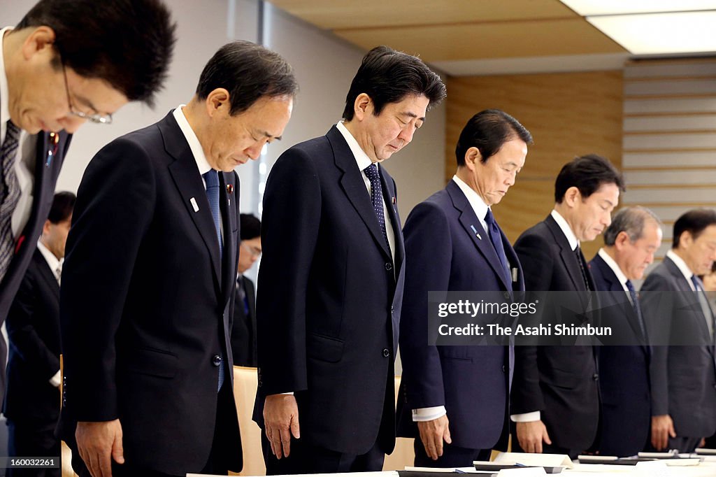 Bodies Of Japanese Nationals Killed In Algerian Hostage Crisis Return Home