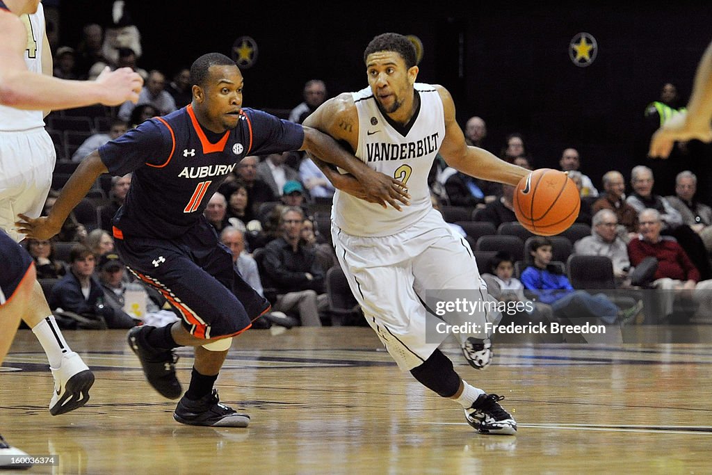 Auburn v Vanderbilt