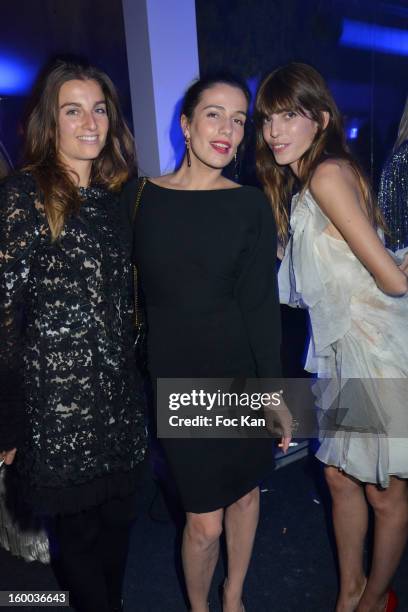 Sonia Sieff, Zoe Felix and Lou Doillon attend the Sidaction Gala Dinner 2013 at Pavillon d'Armenonville on January 24, 2013 in Paris, France.
