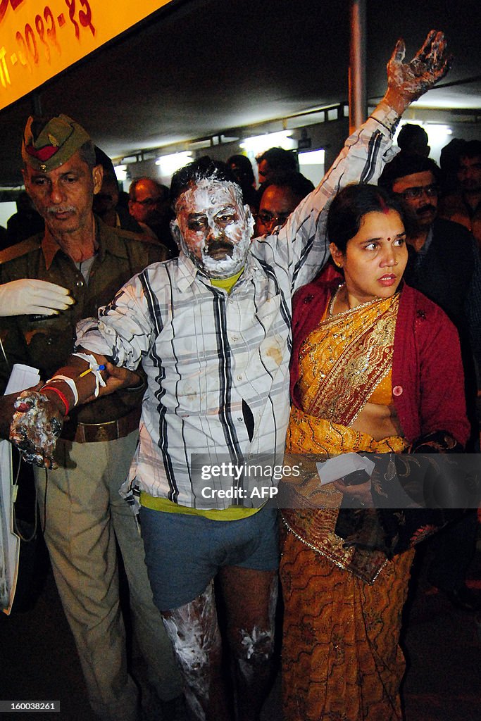 INDIA-RELIGION-ACCIDENT-FIRE