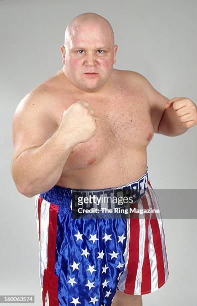 eric-esch-butterbean-poses-for-a-portrait-in-1997-in-new-york.jpg