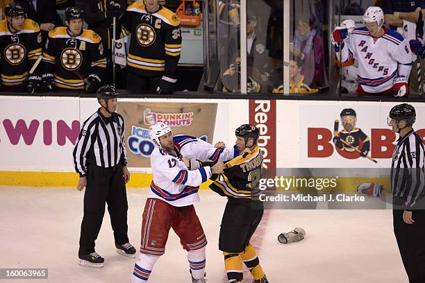 Shawn Thornton Fight Photos and Premium High Res Pictures - Getty Images