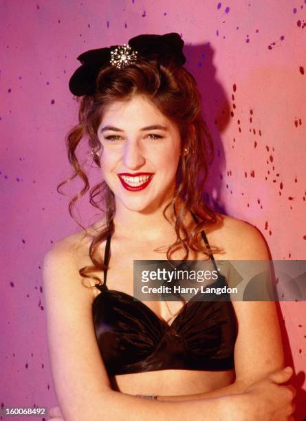 Actress Mayim Bialik poses for a portrait circa 1993 in Los Angeles, California.
