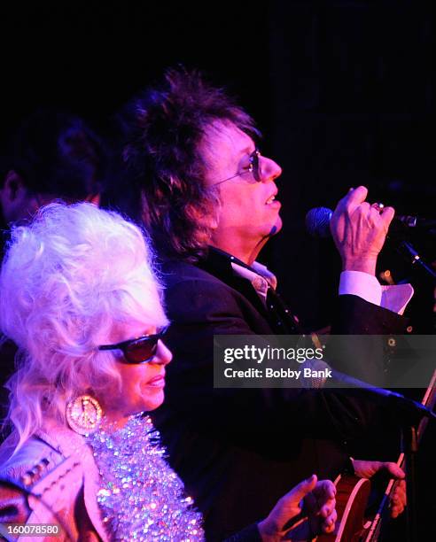 Christine Ohlman and Ricky Byrd performs at The Cutting Room on January 25, 2013 in New York, New York.