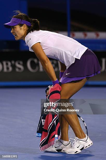 Li Na Injured 48 Li Na Injury Stock Photos, High-Res Pictures, and Images - Getty Images