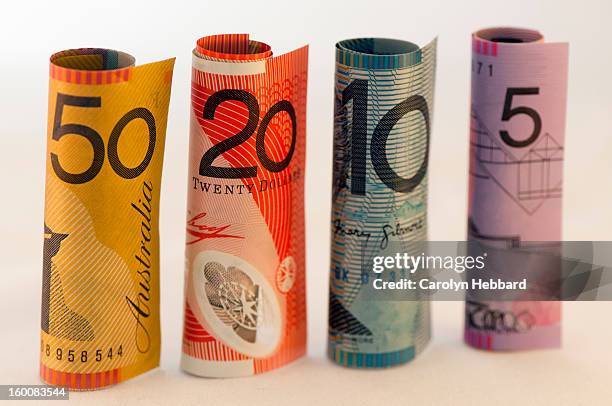 australian money - notes - billet de 10 dollars australiens photos et images de collection