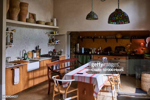 empty kitchen - home interior stock pictures, royalty-free photos & images