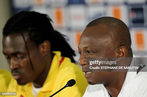 Ghana's national football team head coach Kwesi Appiah , flanked by midfielder Derek Boateng, gives a press conference at Nelson Mandela Bay Stadium...