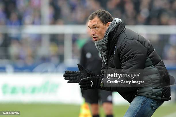 Head coach Claus-Dieter Wollitz of Osnabrueck reacts during the Third league match between VfL Osnabrueck and Karlsruher SC at Osnatel Arena on...