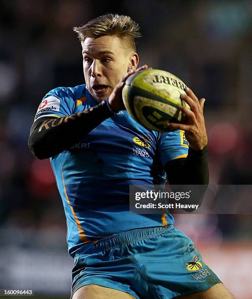 Will Robinson of Wasps in action during the LV=Cup match between Leicetser Tigers and London Wasps at Welford Road on January 26, 2013 in Leicester,...