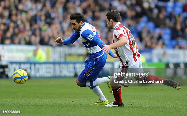 Jem Karacan of Reading attacks during the FA Cup Fourth Round match between Reading and Sheffield United at the Madejski Stadium on January 26, 2013...