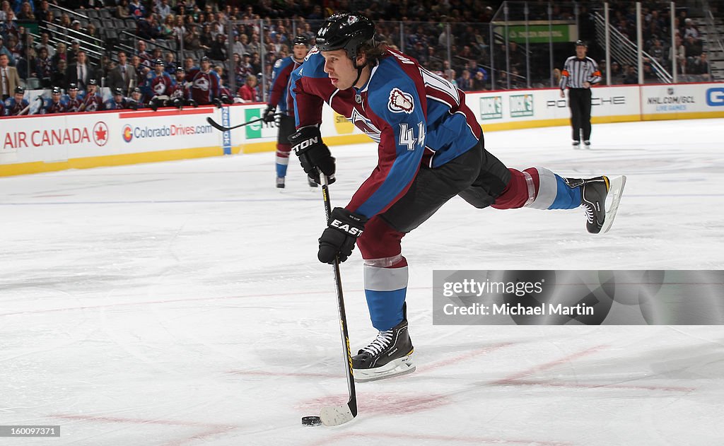 Columbus Blue Jackets v Colorado Avalanche