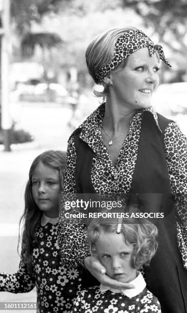 Petula Clark avec ses enfants à Cannes en juillet 1969