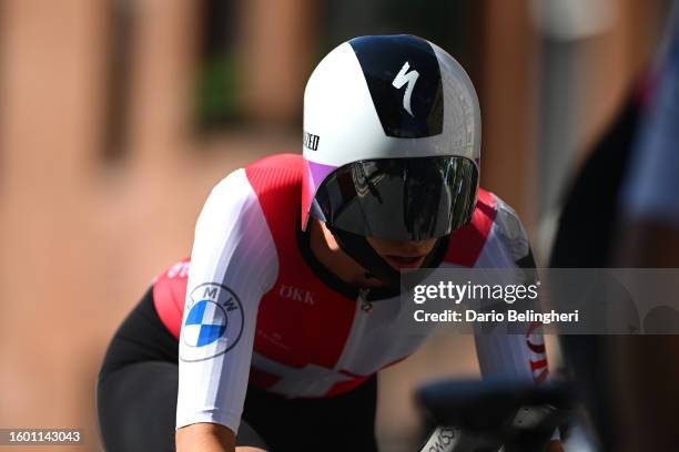 Marlen Reusser of Switzerland sprints during the Team Time Trial Mixed Relay a 40.3km race from Glasgow to Glasgow at the 96th UCI Cycling World...