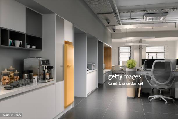 nahaufnahme der offenen küche im modernen büro - open space office stock-fotos und bilder