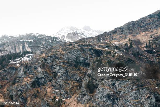 alps mountain peaks in spring in the vanoise massif in savoie near tignes french ski resort - espace killy stock pictures, royalty-free photos & images