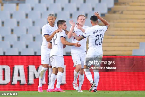 Oliver Skipp of Tottenham Hotspur celebrates with his teammates after scoring the team's first goal during the Joan Gamper Trophy match between FC...