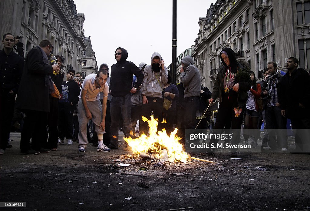 Breakaway Protesters Start Bonfire